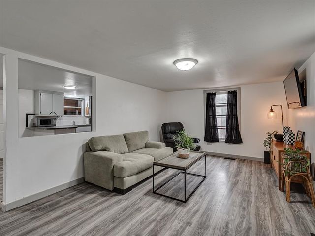 202 NW 34th Street, Newcastle, OK 73065