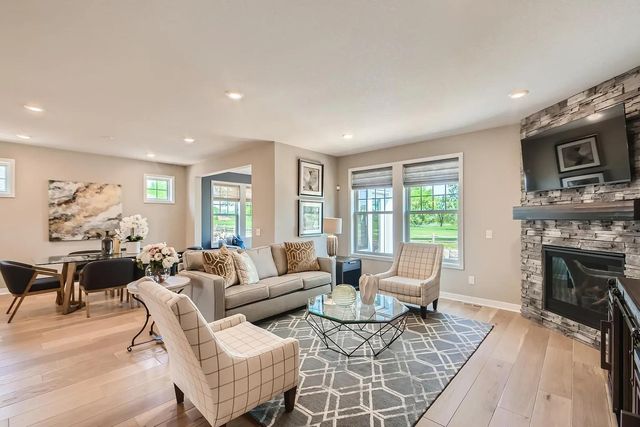1471 Palmer Drive N, Lake Elmo, MN 55042