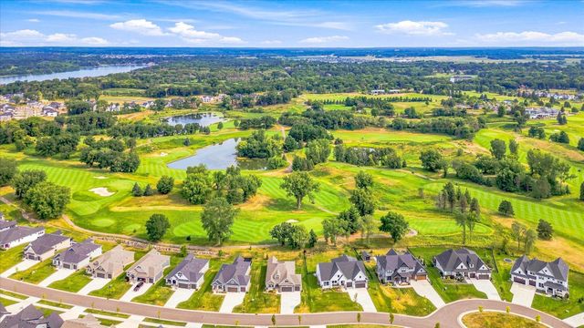 1471 Palmer Drive N, Lake Elmo, MN 55042
