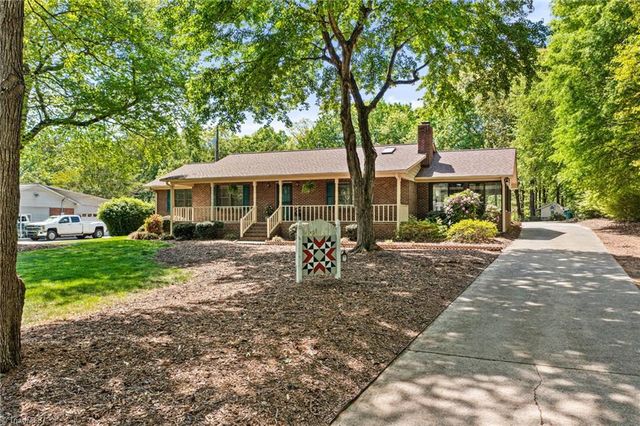 2216 Whites Mill Road, High Point, NC 27265