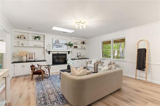 2216 Whites Mill Road, High Point, NC 27265