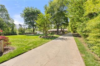 2216 Whites Mill Road, High Point, NC 27265