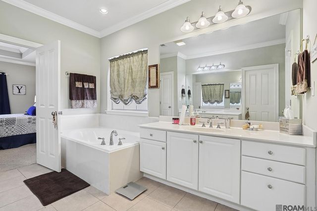 36349 Cypress Glen Ave, Prairieville, LA 70769
