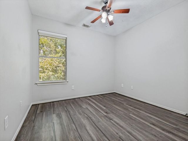 151 N Burberry Park Circle, Spring, TX 77382
