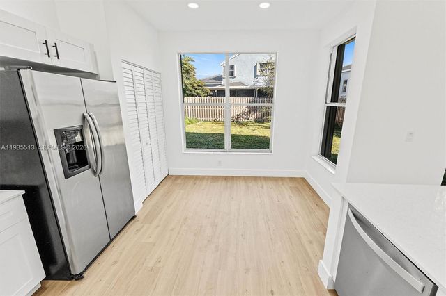 5532 NW 55th Ter, Coconut Creek, FL 33073