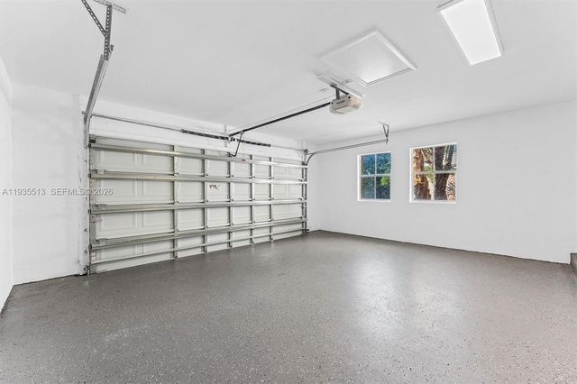 5532 NW 55th Ter, Coconut Creek, FL 33073