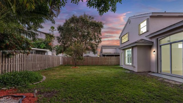 5532 NW 55th Ter, Coconut Creek, FL 33073