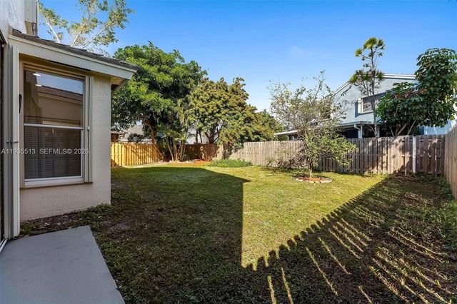 5532 NW 55th Ter, Coconut Creek, FL 33073