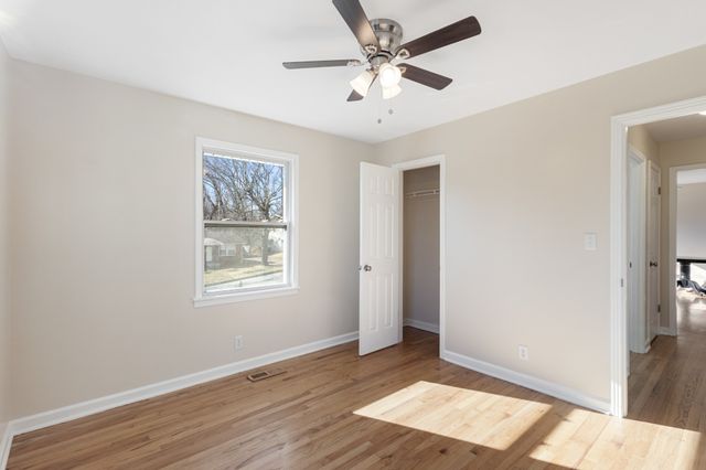 1447 McCan Dr, Clarksville, TN 37043