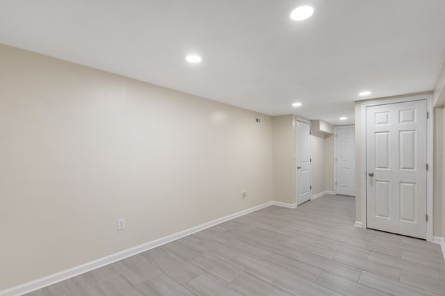 1447 McCan Dr, Clarksville, TN 37043