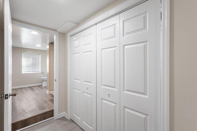 1447 McCan Dr, Clarksville, TN 37043