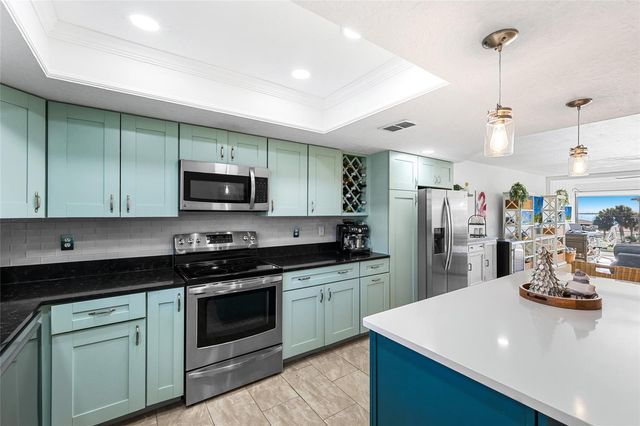 6500 FLOTILLA DRIVE 196, Holmes Beach, FL 34217