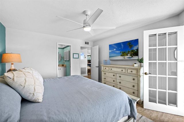 6500 FLOTILLA DRIVE 196, Holmes Beach, FL 34217