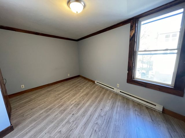 16 Oriole Street 4, Gardner, MA 01440