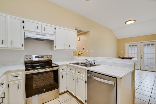 2157 Redwing WAY, Round Rock, TX 78664