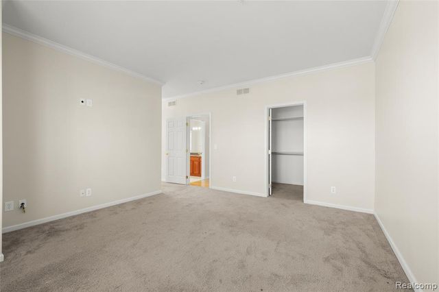 25612 Portico Lane, Novi, MI 48375