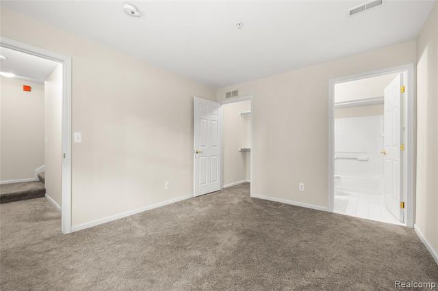 25612 Portico Lane, Novi, MI 48375