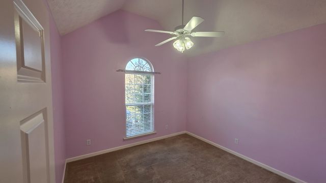 6003 Quincy Ct, La Vergne, TN 37086