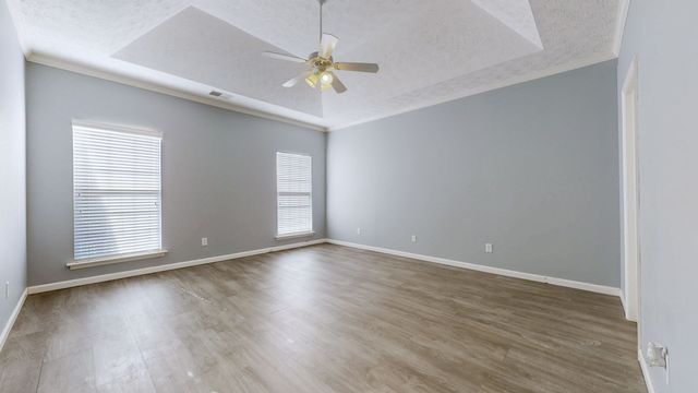 6003 Quincy Ct, La Vergne, TN 37086