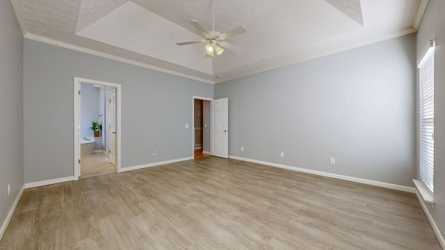 6003 Quincy Ct, La Vergne, TN 37086