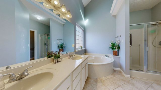 6003 Quincy Ct, La Vergne, TN 37086