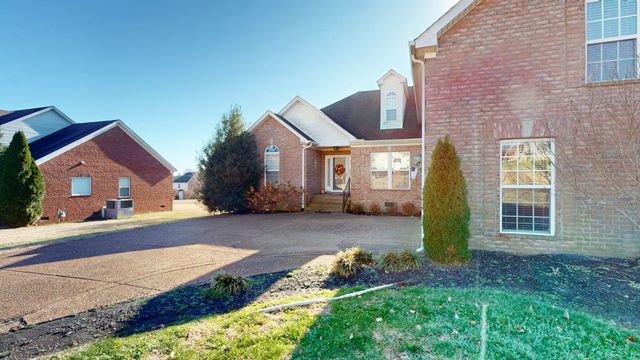 6003 Quincy Ct, La Vergne, TN 37086