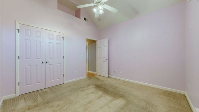 6003 Quincy Ct, La Vergne, TN 37086