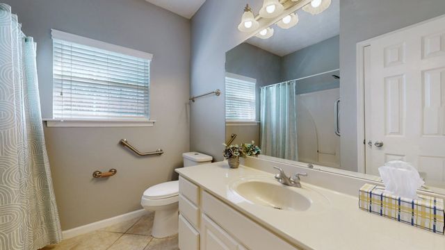 6003 Quincy Ct, La Vergne, TN 37086