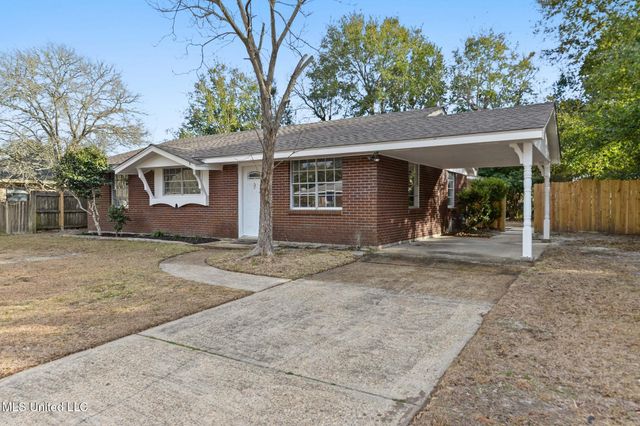 2610 Demaret Drive, Gulfport, MS 39507