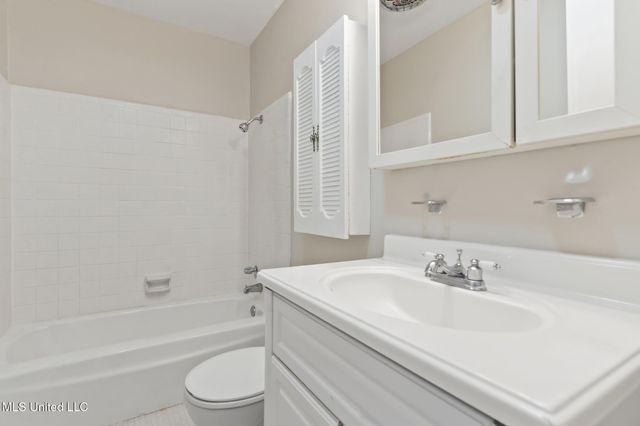 2610 Demaret Drive, Gulfport, MS 39507