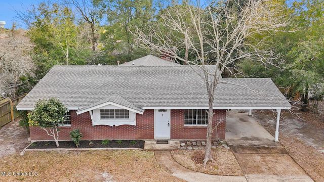2610 Demaret Drive, Gulfport, MS 39507