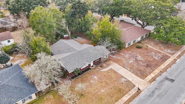2610 Demaret Drive, Gulfport, MS 39507