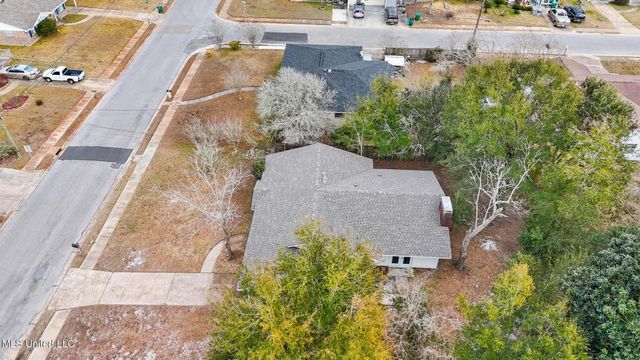 2610 Demaret Drive, Gulfport, MS 39507