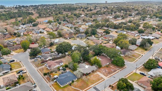 2610 Demaret Drive, Gulfport, MS 39507