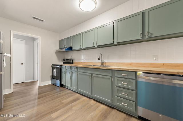 2610 Demaret Drive, Gulfport, MS 39507