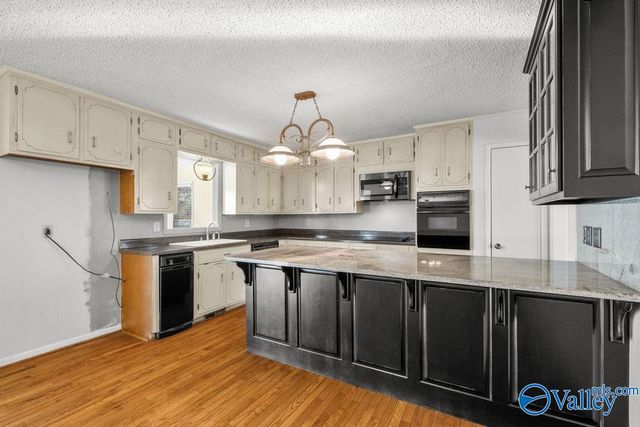 400 Montclair Drive, Gadsden, AL 35901