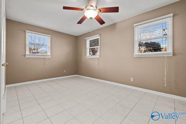 400 Montclair Drive, Gadsden, AL 35901