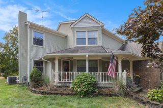 4097 Cherry Garden Drive, Commerce Charter Township, MI 48382