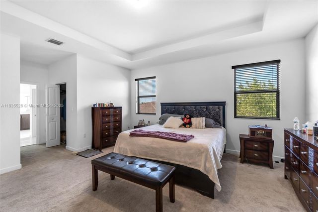2553 SE 3rd St, Homestead, FL 33033