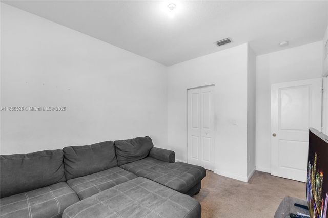 2553 SE 3rd St, Homestead, FL 33033