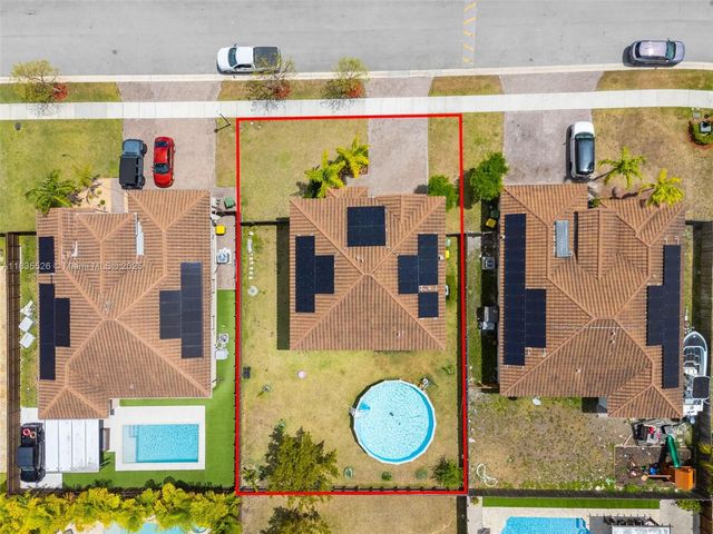 2553 SE 3rd St, Homestead, FL 33033