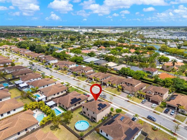 2553 SE 3rd St, Homestead, FL 33033