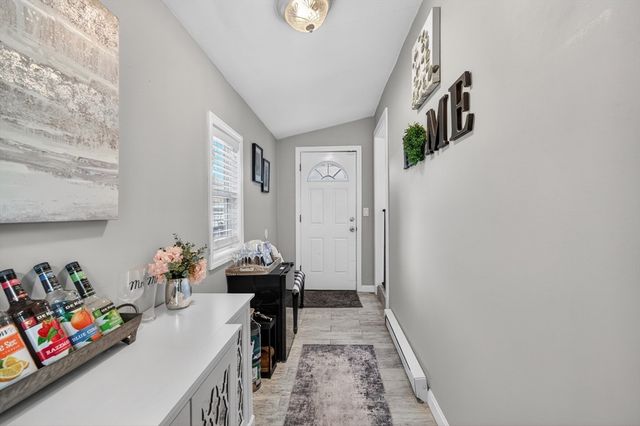 423 Textile Ave, Dracut, MA 01826