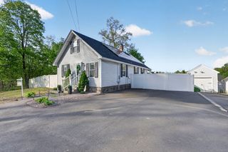 423 Textile Ave, Dracut, MA 01826