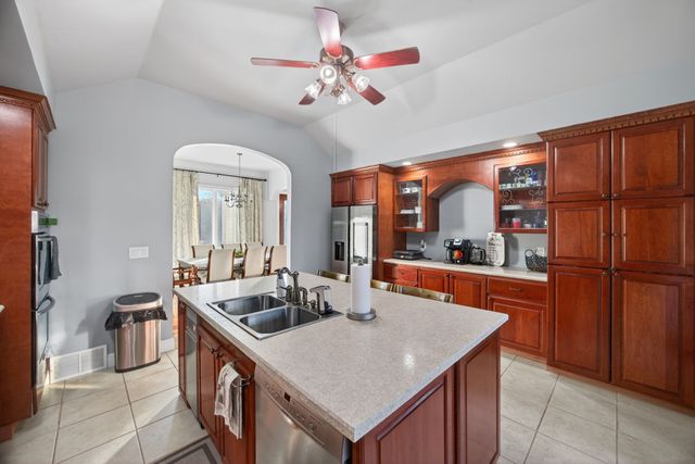 77 River Front Dr, Sparta, TN 38583