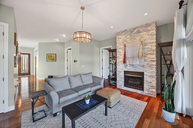 77 River Front Dr, Sparta, TN 38583