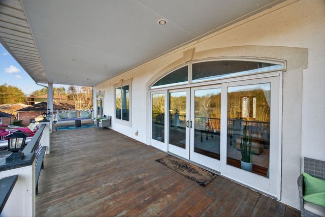 77 River Front Dr, Sparta, TN 38583