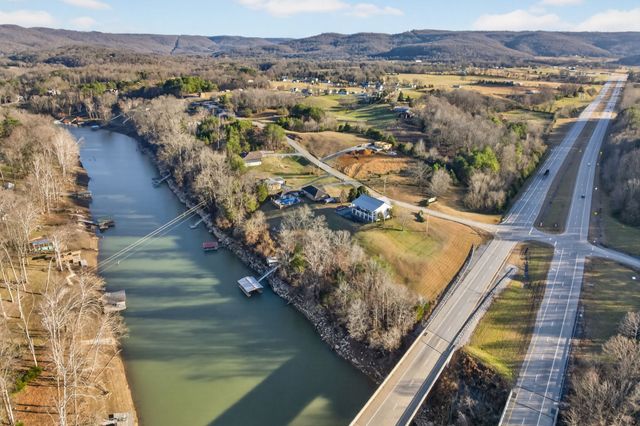77 River Front Dr, Sparta, TN 38583