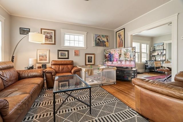 36 Saint Gregory 36, Boston, MA 02124