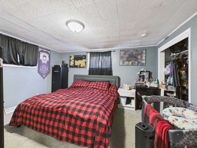 515 E Riverside Road, Huntington, IN 46750